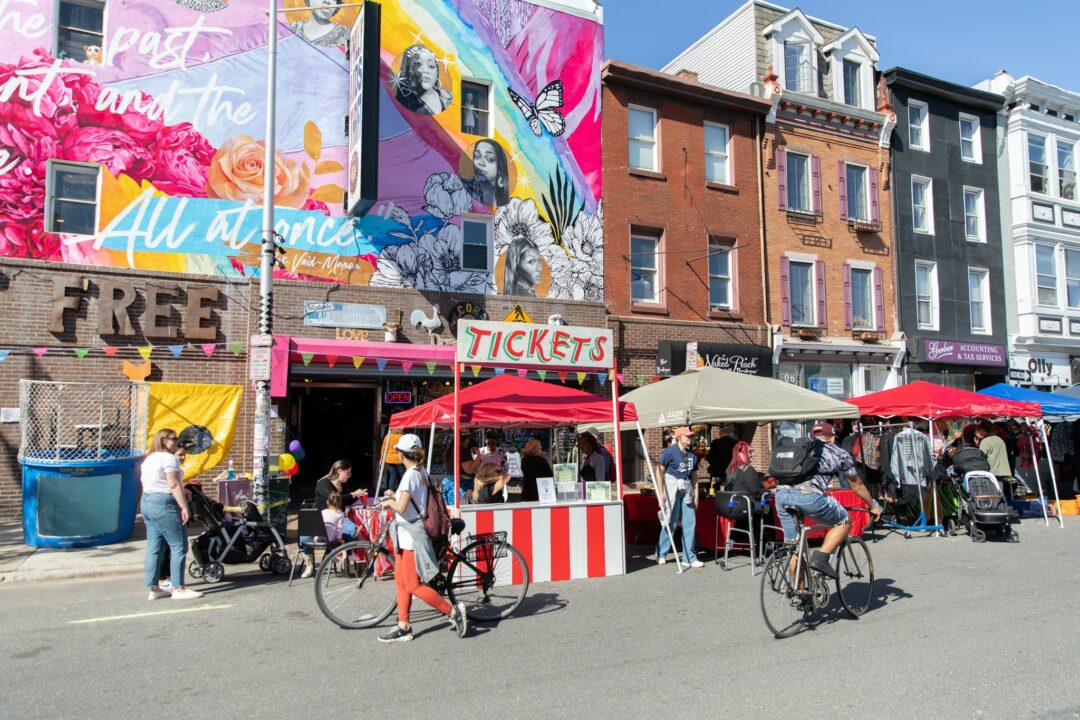 South Street is the place to be this weekend with two festivals kicking off Saturday [FOX29: PRESS]